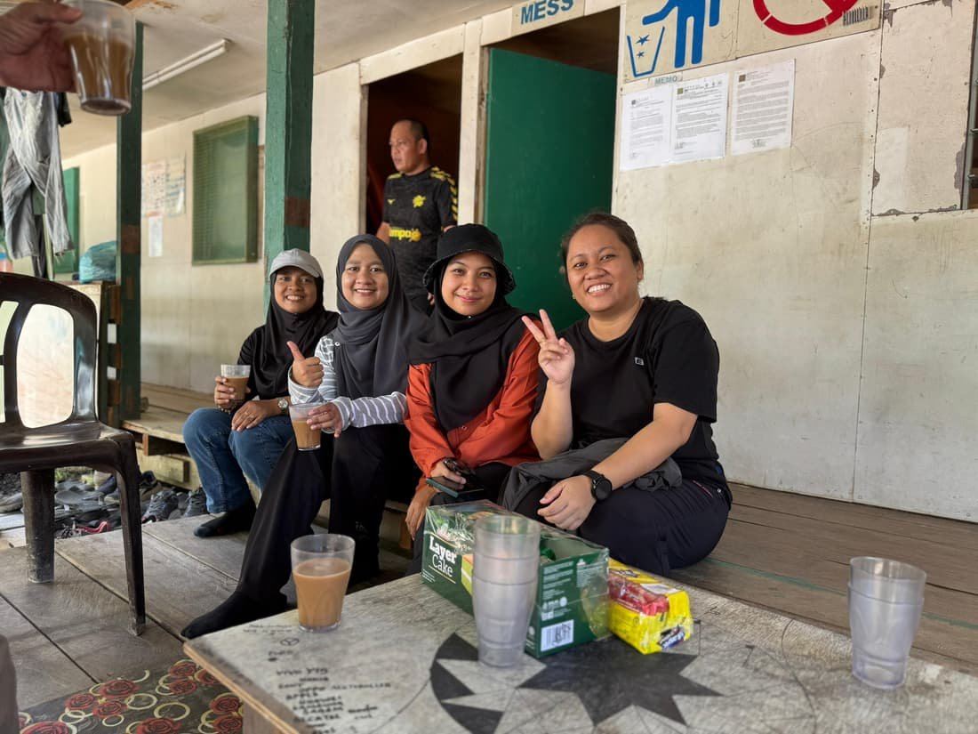 Community group at a forest carbon project site